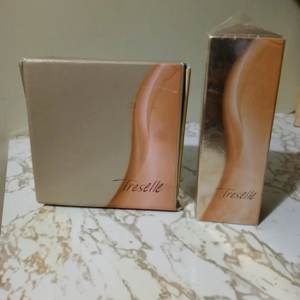 Treselle Gift Set - Picture 1 of 3